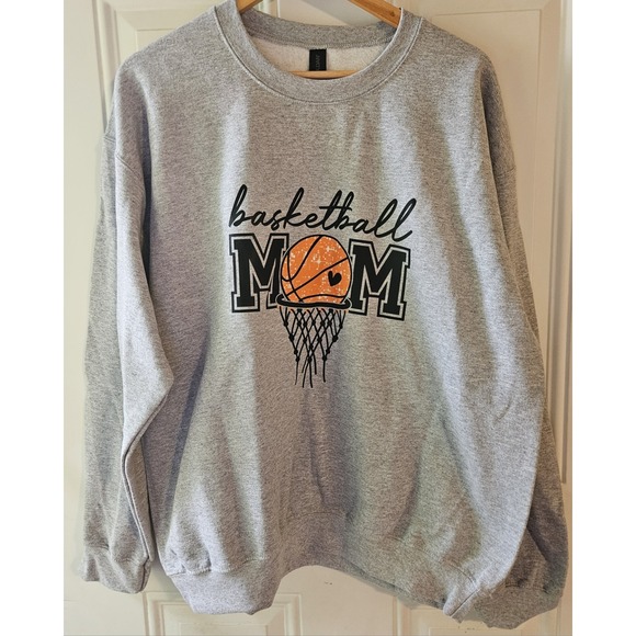 The Unbranded Brand Other - Gildan Heavy Blend Basketball Mom Sweatshirt Gray Graphic Crewneck Size Large